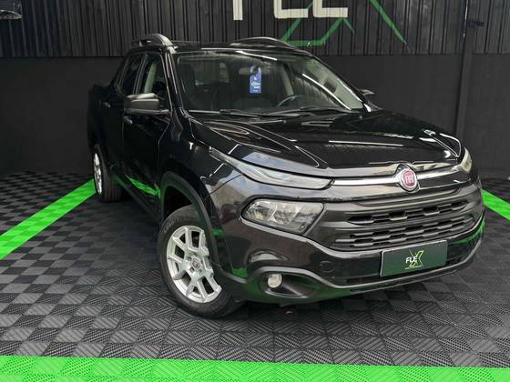 FIAT TORO 1.8 16V EVO FLEX FREEDOM AT6 FIAT TORO 1.8 16V EVO FLEX FREEDOM AT6
